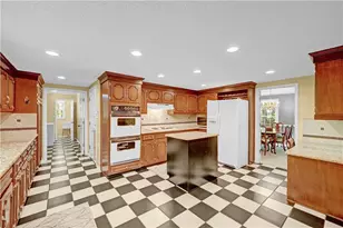 2016 Mountain Creek Dr, Stone Mountain, GA 30087 - Photo 14