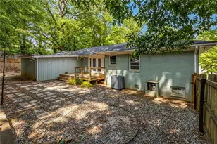 1661 Brewer Blvd SW, Atlanta, GA 30310 - Photo 30