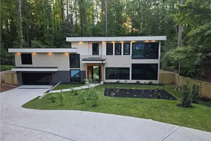 3626 N Stratford Rd NE, Atlanta, GA 30342 - Photo 2