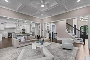 490 Belada Blvd, Atlanta, GA 30342 - Photo 10