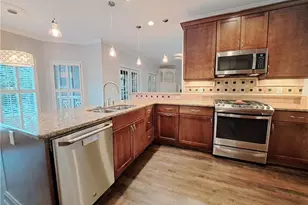 2242 Lenox Walk NE, Atlanta, GA 30319 - Photo 20