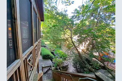 2242 Lenox Walk NE, Atlanta, GA 30319 - Photo 74