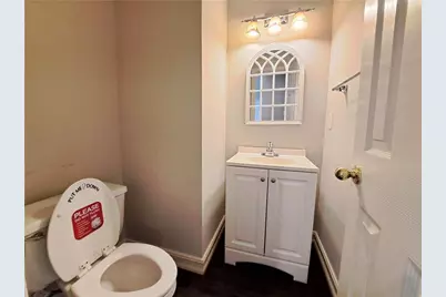 2242 Lenox Walk NE, Atlanta, GA 30319 - Photo 10