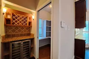 2242 Lenox Walk NE, Atlanta, GA 30319 - Photo 16
