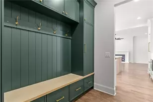 29 E Park St, Buford, GA 30518 - Photo 34