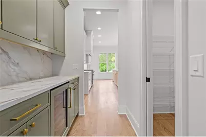 29 E Park Street, Buford, GA 30518 - Photo 14