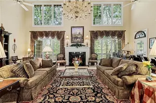 860 Club Chase Ln, Roswell, GA 30076 - Photo 4