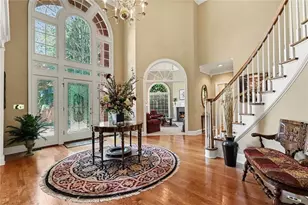 860 Club Chase Ln, Roswell, GA 30076 - Photo 14
