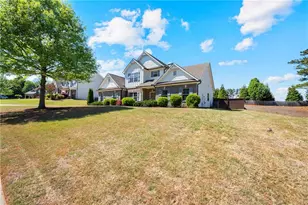 1474 Ronald Reagan Ln, Jefferson, GA 30549 - Photo 6
