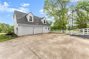1407 Dixon Bridge Rd, Maysville, GA 30558 - Photo 28