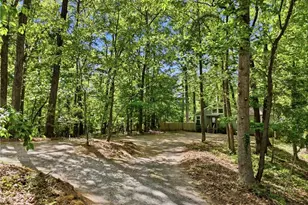 129 Cypress St, Roswell, GA 30075 - Photo 40