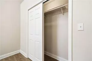 129 Cypress St, Roswell, GA 30075 - Photo 30