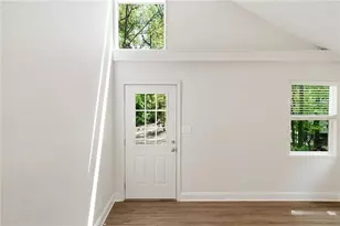129 Cypress St, Roswell, GA 30075 - Photo 4