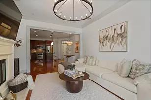3635 E Paces Circle NE, Atlanta, GA 30326 - Photo 8