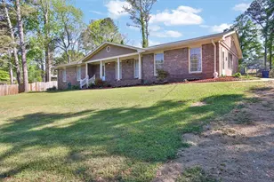 2681 Kings Circle, Lawrenceville, GA 30044 - Photo 4