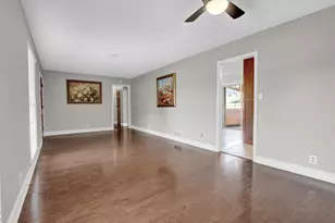 2681 Kings Circle, Lawrenceville, GA 30044 - Photo 8