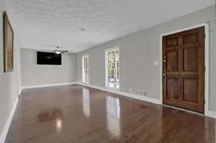 2681 Kings Circle, Lawrenceville, GA 30044 - Photo 6
