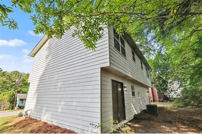 2546 Candler Woods, Decatur, GA 30032 - Photo 30
