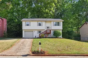 2546 Candler Woods, Decatur, GA 30032 - Photo 1
