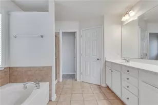 2302 Young America Dr, Lawrenceville, GA 30043 - Photo 34