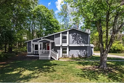 2592 Twin Oaks SW, Marietta, GA 30064 - Photo 1