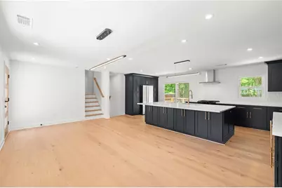 61 Suburban NW, Kennesaw, GA 30144 - Photo 10