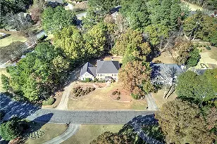 4 Buckingham Ct, Cartersville, GA 30120 - Photo 2