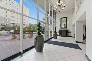 2479 Peachtree Rd NE, Atlanta, GA 30305 - Photo 26