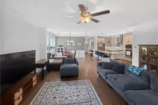 239 Floral Valley Dr, Woodstock, GA 30188 - Photo 10
