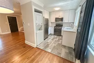 411 10th St NE, Atlanta, GA 30309 - Photo 16