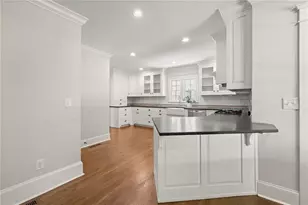 1785 Meadowdale Ave NE, Atlanta, GA 30306 - Photo 16