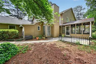 3644 Meadow Chase Dr, Marietta, GA 30062 - Photo 4
