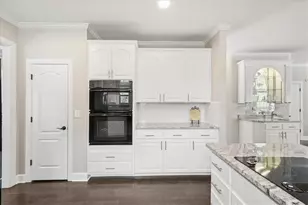 5077 Audley Ln, Peachtree Corners, GA 30092 - Photo 14