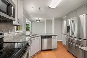 510 Ambergate Ct, Roswell, GA 30076 - Photo 10