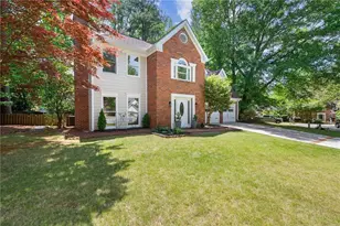 510 Ambergate Ct, Roswell, GA 30076 - Photo 2