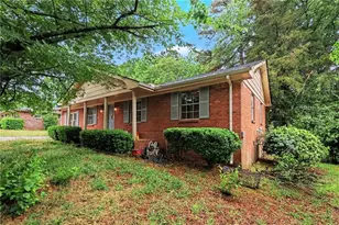 1372 Peggy Ln NW, Conyers, GA 30012 - Photo 4