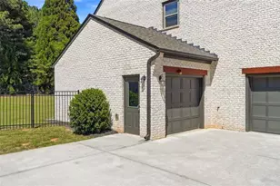 5012 Dinant Dr, Johns Creek, GA 30022 - Photo 4