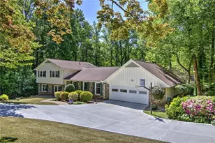 2659 Amberly Dr, Dunwoody, GA 30360 - Photo 44