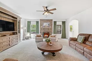 11 Rock Ridge Ct SE, Cartersville, GA 30120 - Photo 2