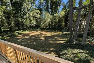 3414 Dearwood Dr SW, Lilburn, GA 30047 - Photo 22