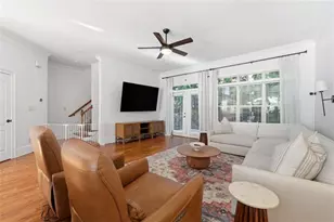934 Delaronde Ct, Atlanta, GA 30328 - Photo 6