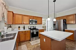 3910 Lake Lanier Dr, Duluth, GA 30097 - Photo 10
