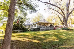 116 E Fulton Street E, Newborn, GA 30056 - Photo 2