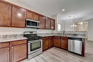 6737 Barker Station Walk, Sugar Hill, GA 30518 - Photo 10