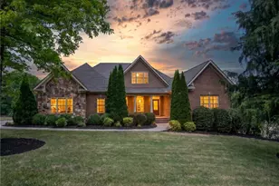 148 Fox Den Dr NE, Calhoun, GA 30701 - Photo 2