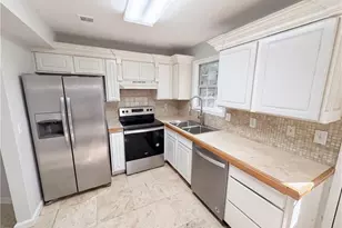 5690 Hollow Ridge Ln, Norcross, GA 30071 - Photo 8