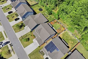 5887 Screech Owl Dr, Flowery Branch, GA 30542 - Photo 2