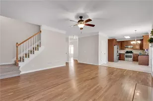 880 Walnut Creek Dr NW, Lilburn, GA 30047 - Photo 28