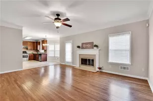 880 Walnut Creek Dr NW, Lilburn, GA 30047 - Photo 24