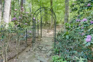 3684 Hunting Ridge Dr SW, Lilburn, GA 30047 - Photo 52